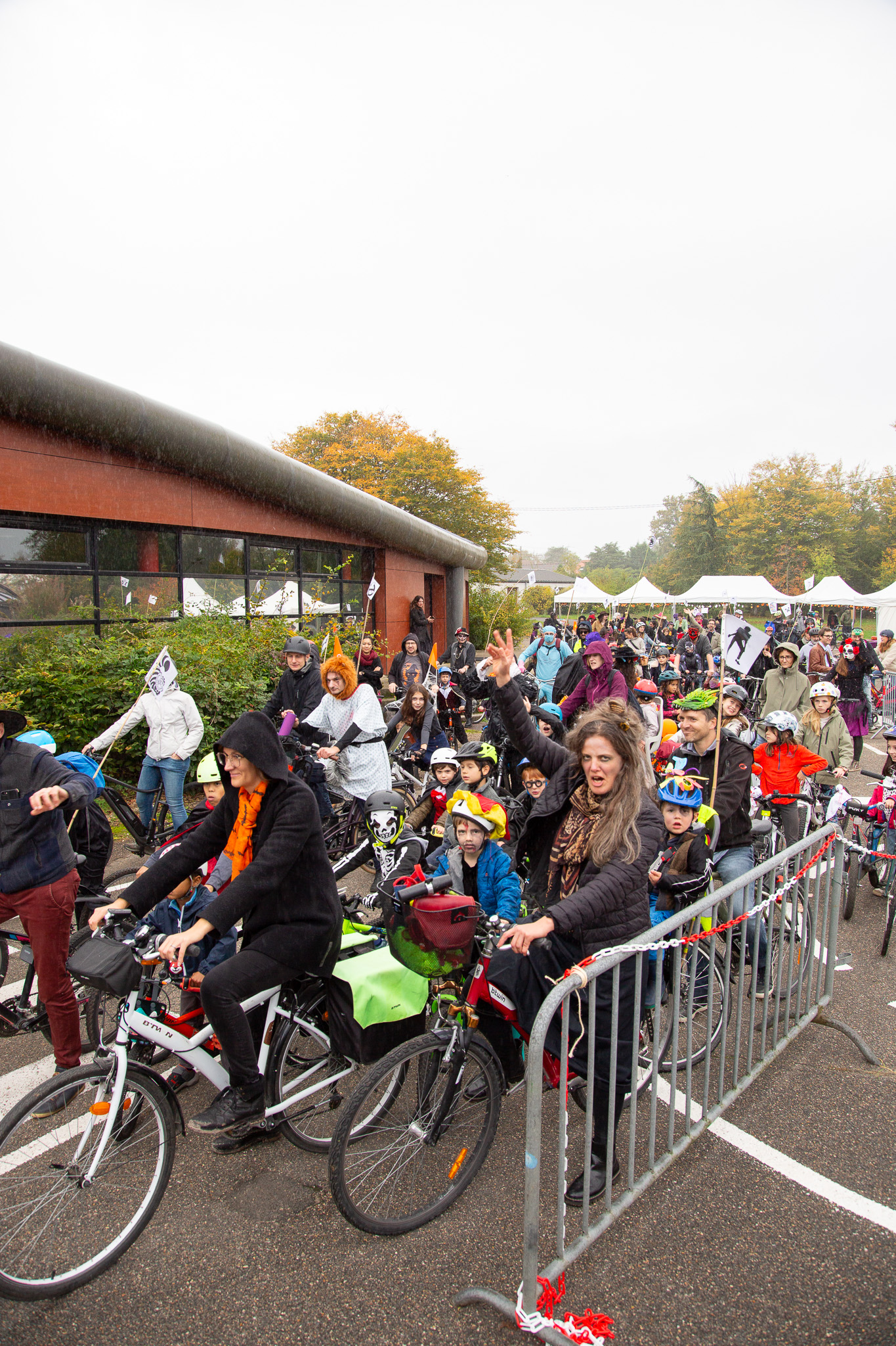 Le cortège près au départ